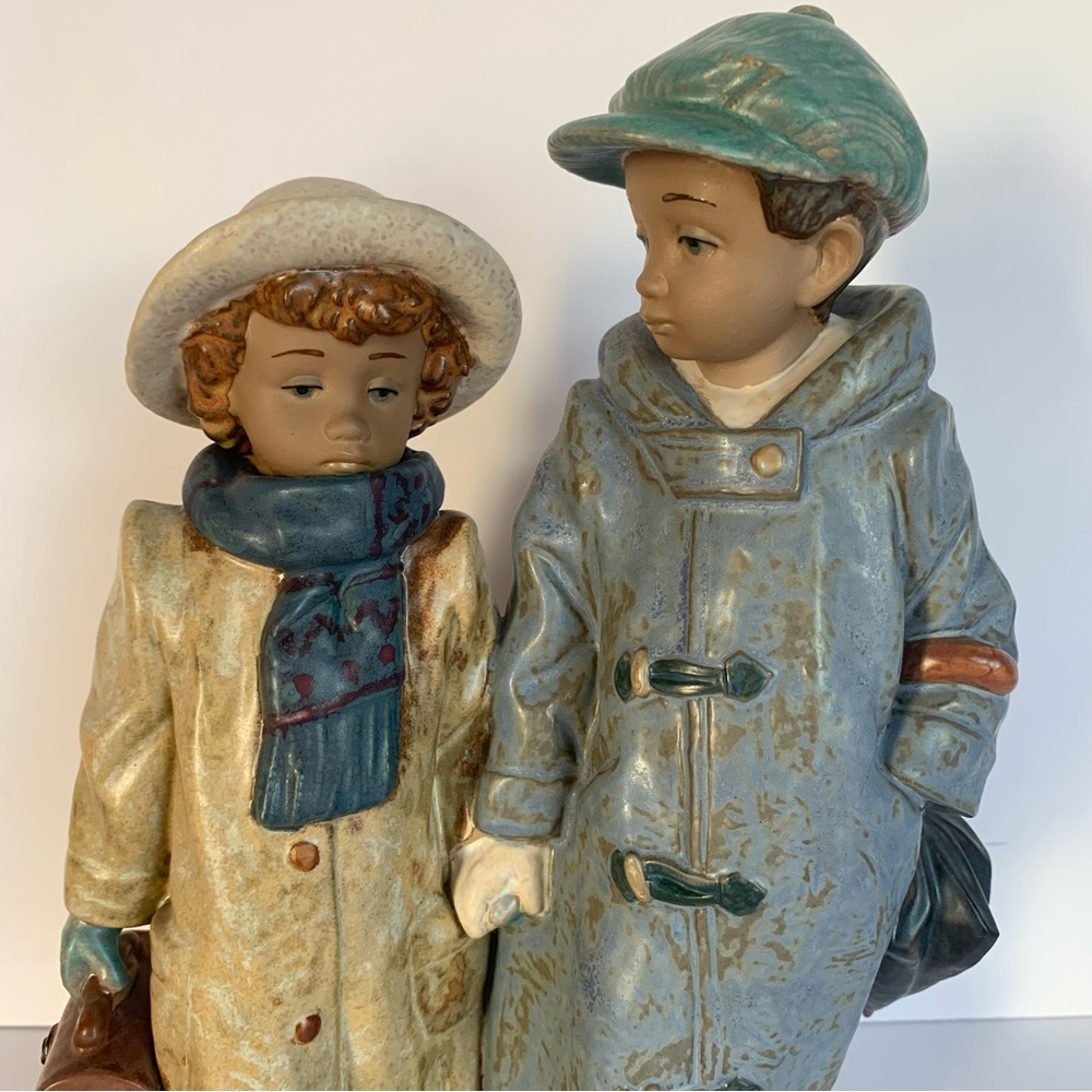 Rare Lladro “Off to School” Limited Edition #12242